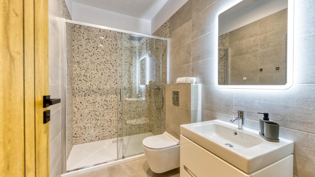 Apartamenty Vip Zdrojowa 6 Swieradow-Zdroj Bagian luar foto